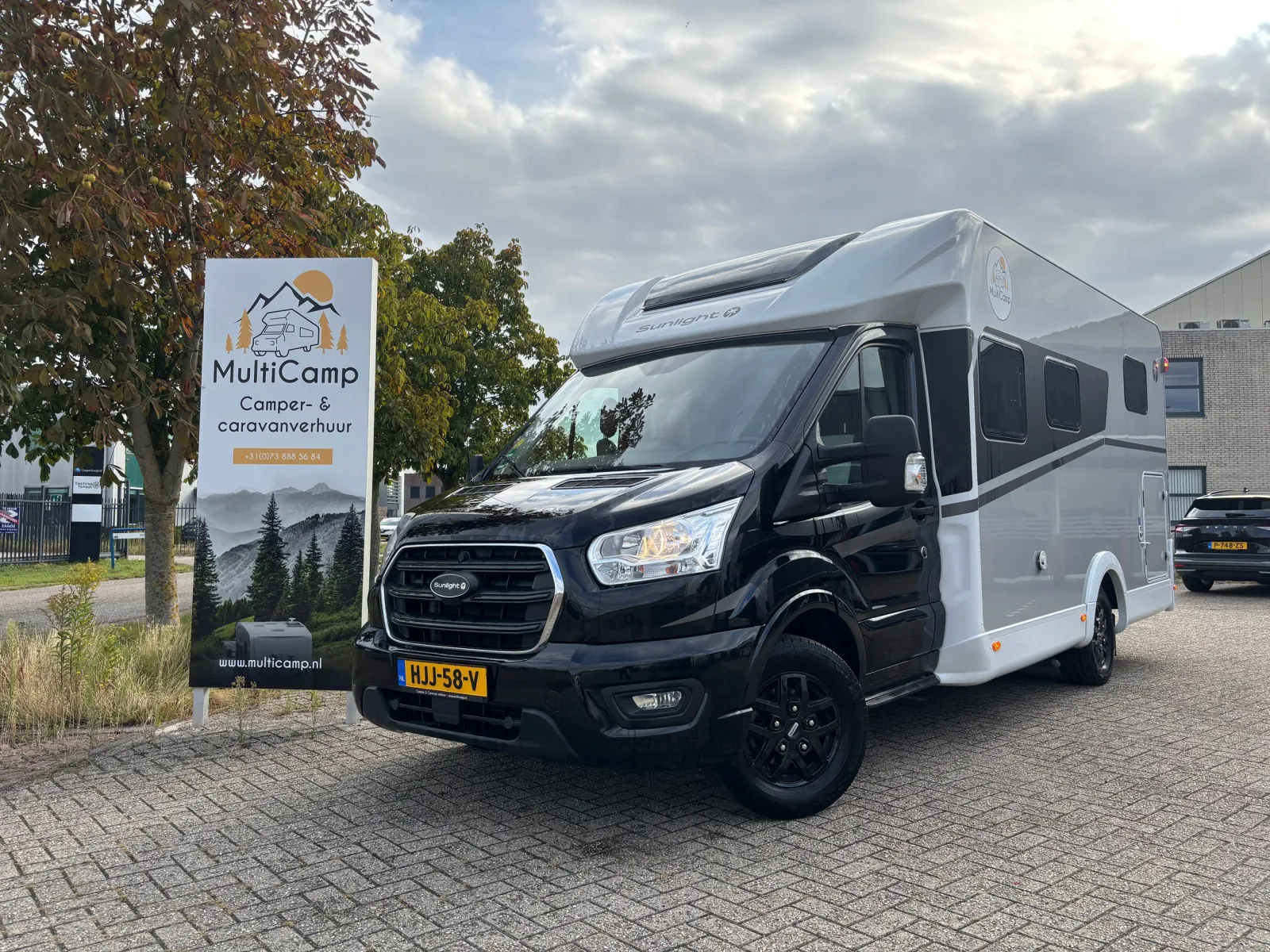 SunLight T670S Automaat - Halfintegraal